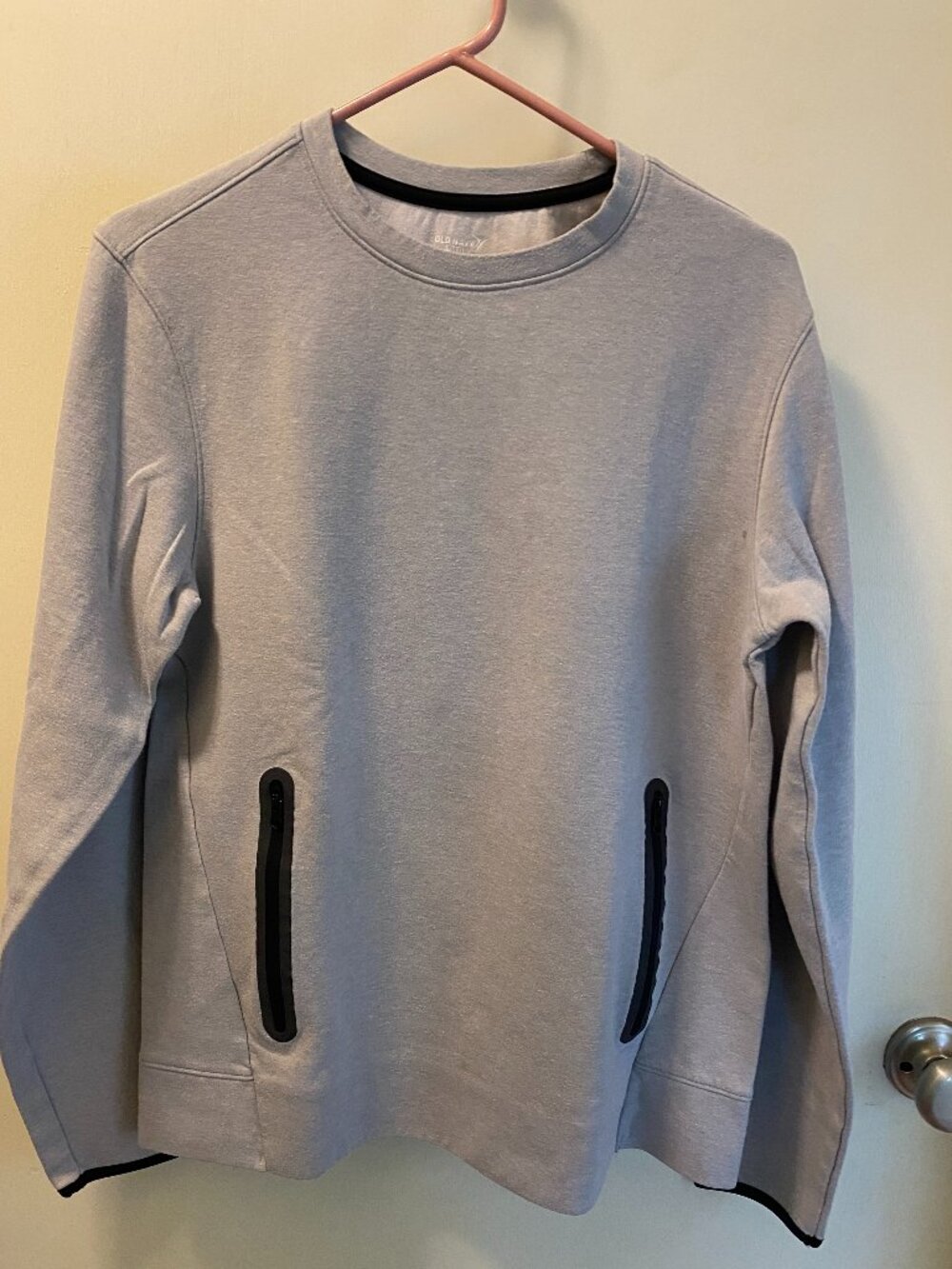 Old Navy Active Gray Performance Pullover Sweatshirt Zip Pocket Top- Mens Mediu